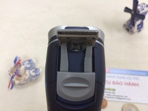 may-cao-rau-3d-electric-shaver-kemei-7390